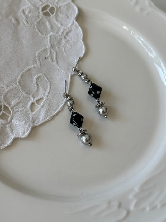 Retro Polka Dot Beaded Earrings,Lumivault.