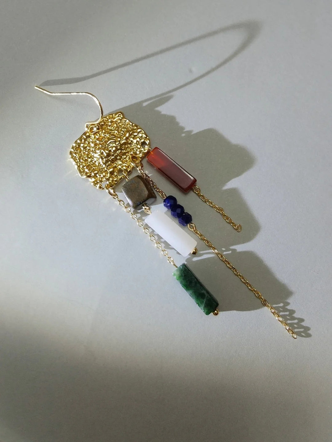 Chinoiserie Natural Sandalwood Asymmetric Silver Earrings