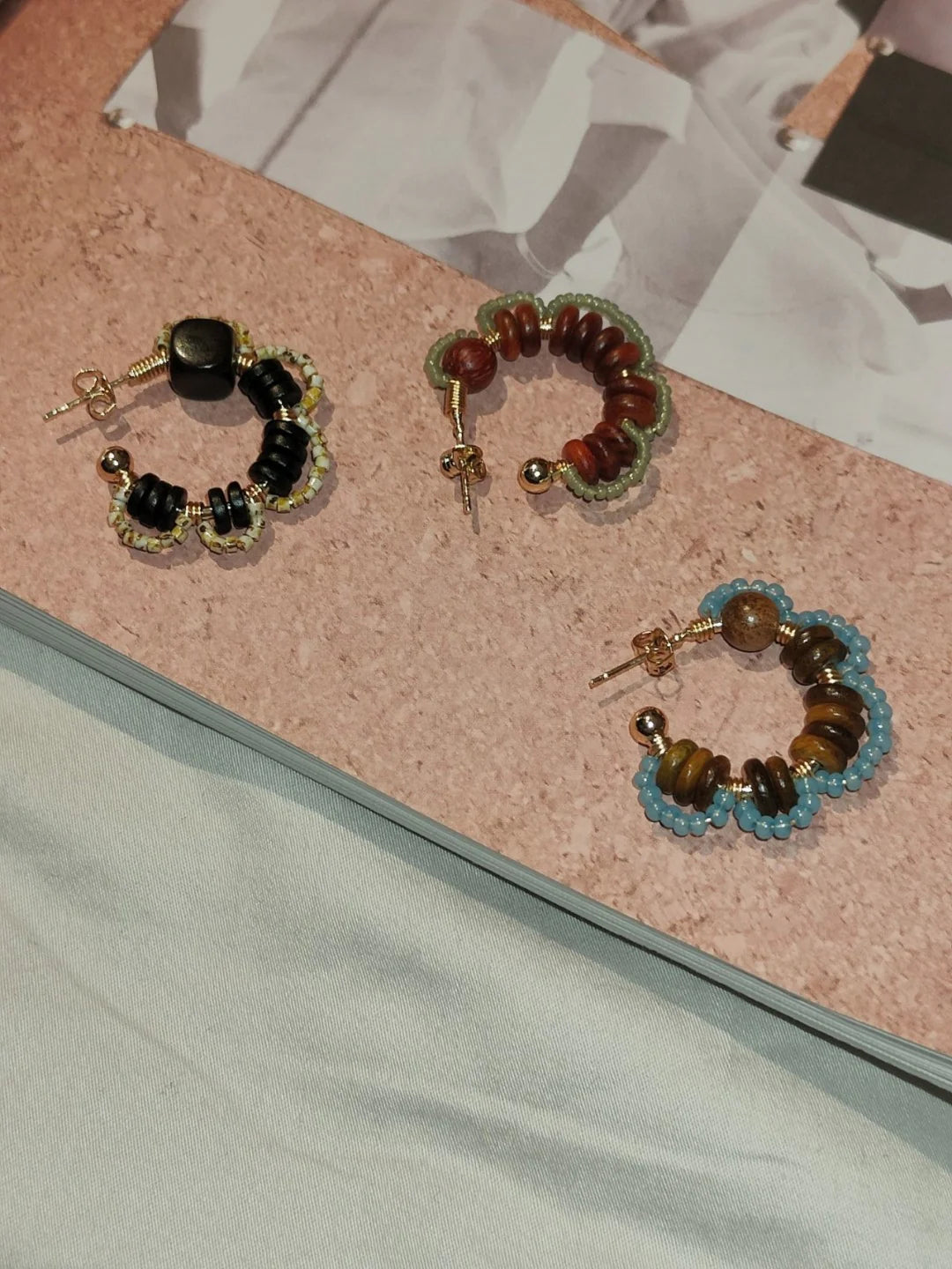 Chinoiserie Natural Sandalwood Flower Hoop Earrings - Lumivault