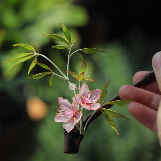 「Chinoiserie」Peaches Blossom Bamboo Leaf Hairpin - Lumivault