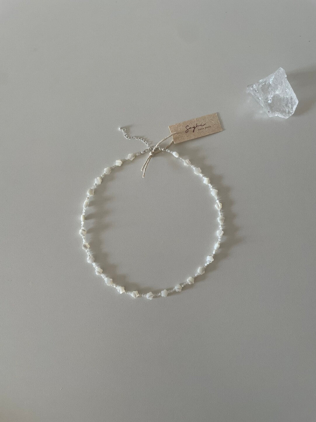 Floating Light Flower Shell Bead Necklace - Lumivault