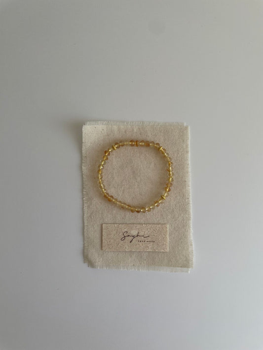 Moon & Stars Natural Crystal Beaded Bracelet - Lumivault