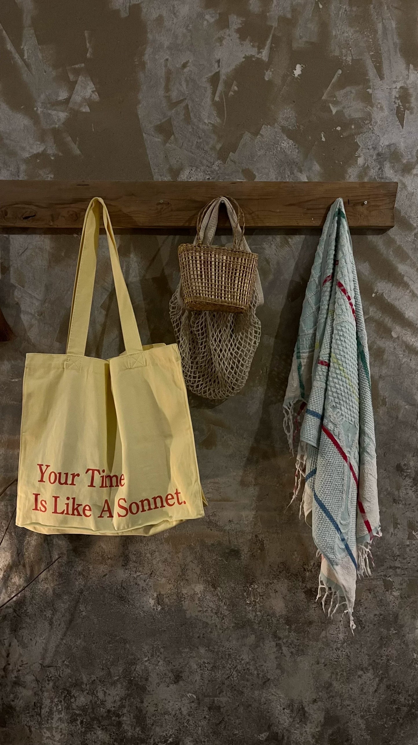 Literary Wilde Cotton Canvas Tote Bag - Lumivault
