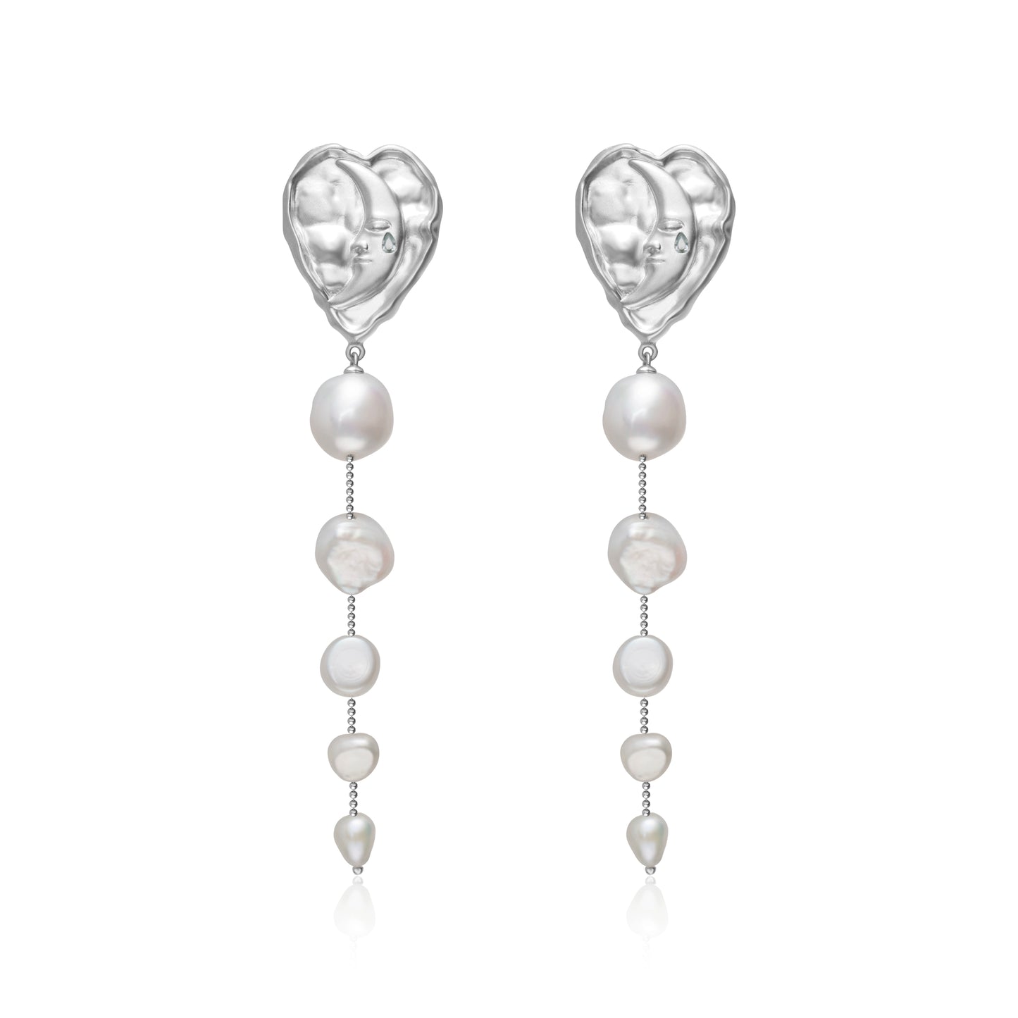 Lost in Echo Heart Pearl Earrings