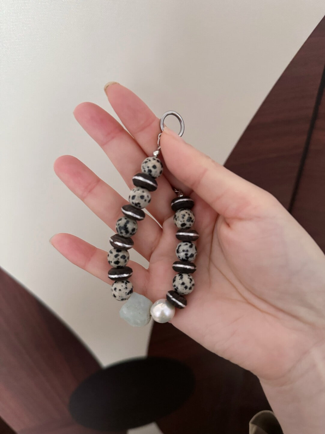Pharpha Vintage Natural Stone Ebony Baroque Pearl Bracelet - Lumivault
