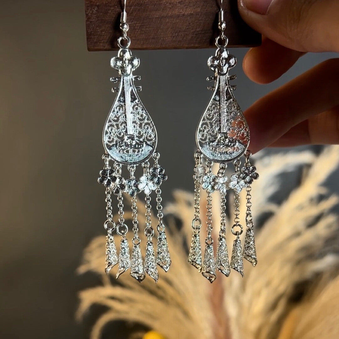 Courtly Lute Vintage Tassel Earrings