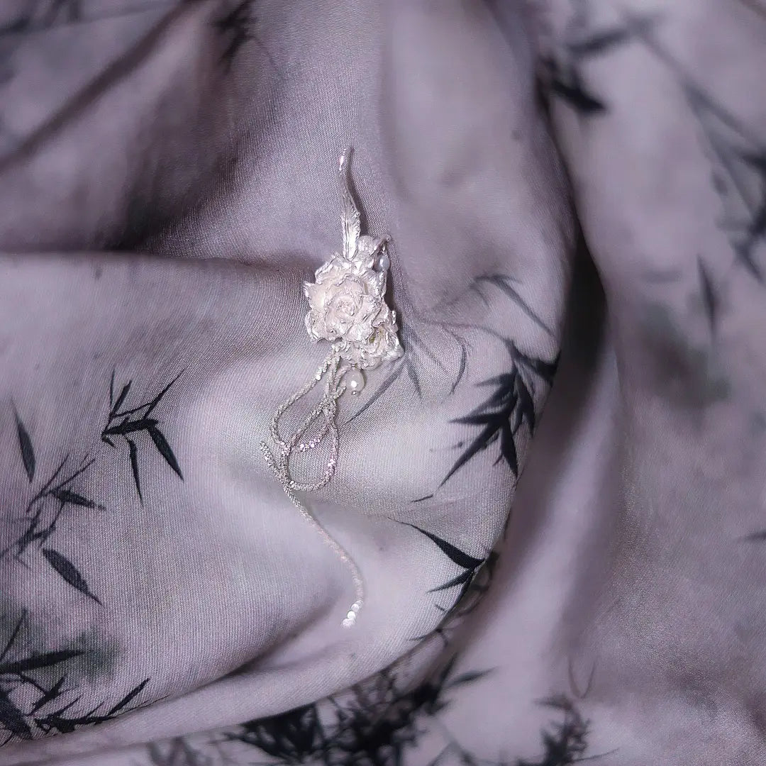Dancing Rose Sterling Silver Earrings | US1009BX