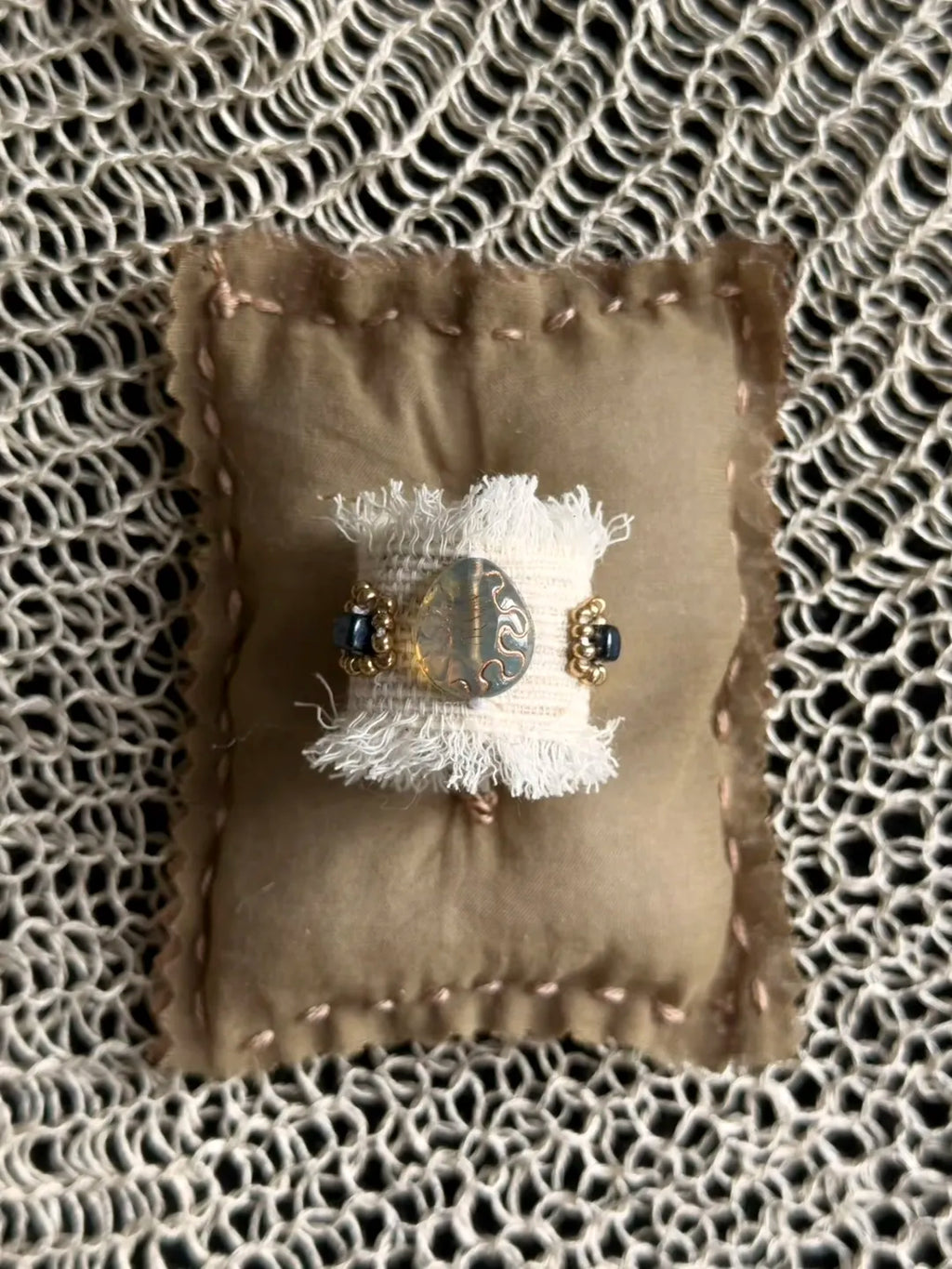 Vintage French Lace Textile Ring No. 6 | GL50LU - Lumivault