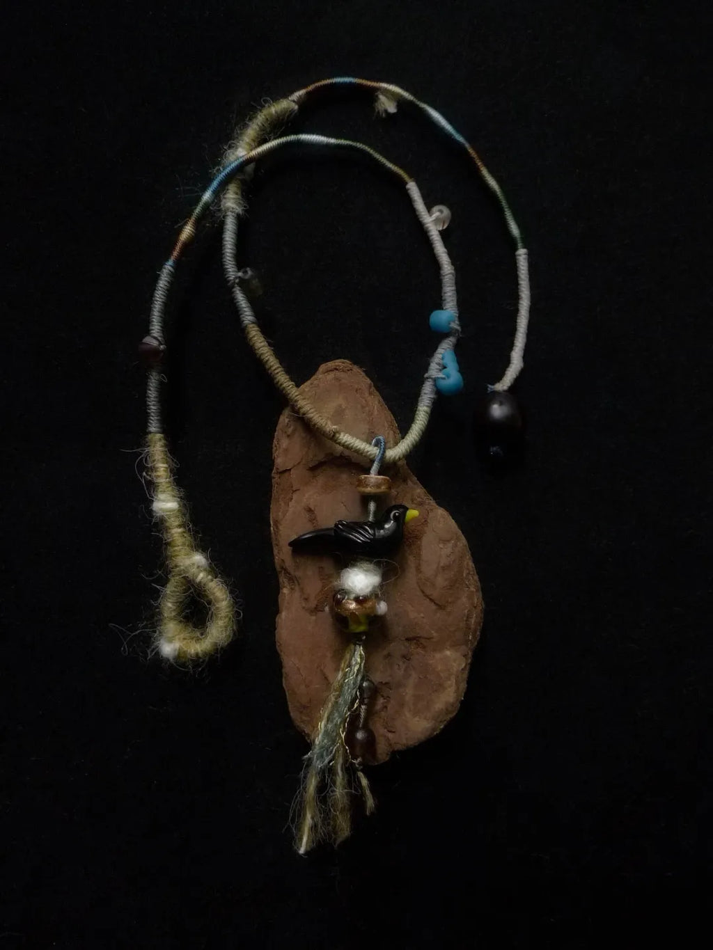 Bird in Vine African Glass Necklace | GL38DQ - Lumivault