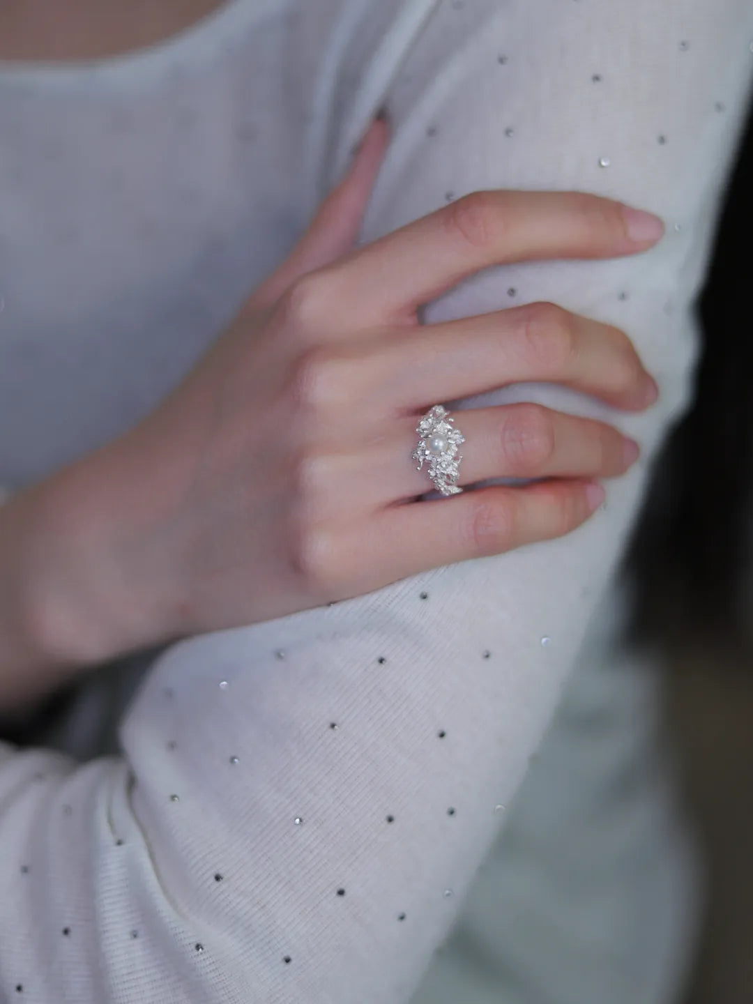 Long Cluster Flower Sterling Silver Ring | US1011DY