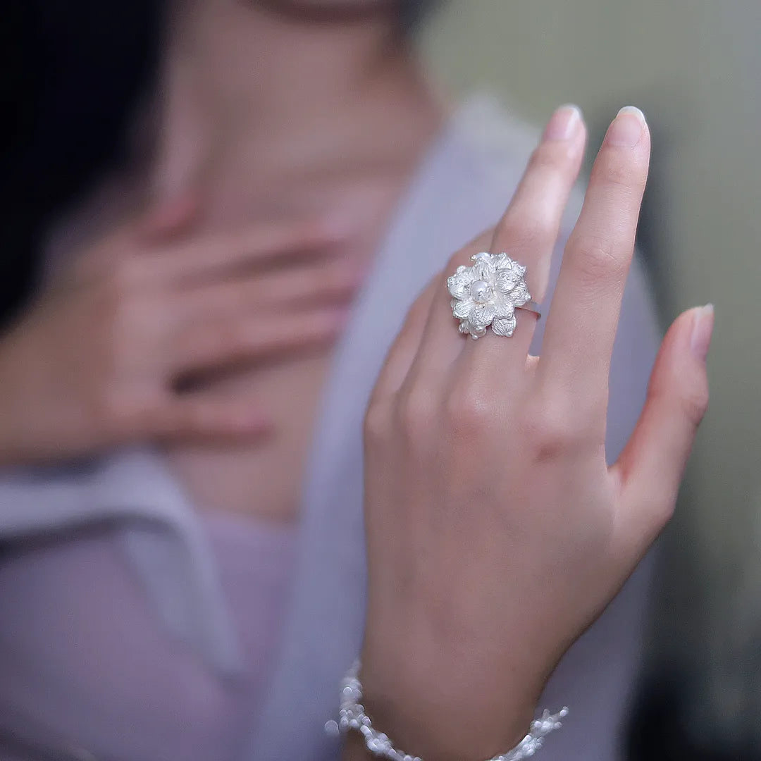 Prosperity Flower Sterling Silver Ring | US1029BB