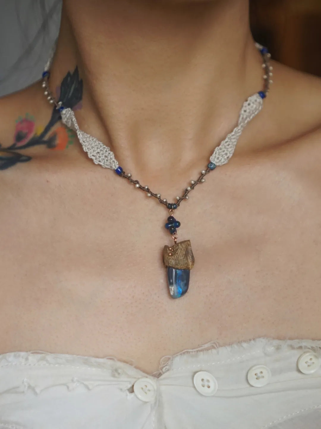 Blue Opal Agarwood Silk Necklace | GL51IH - Lumivault