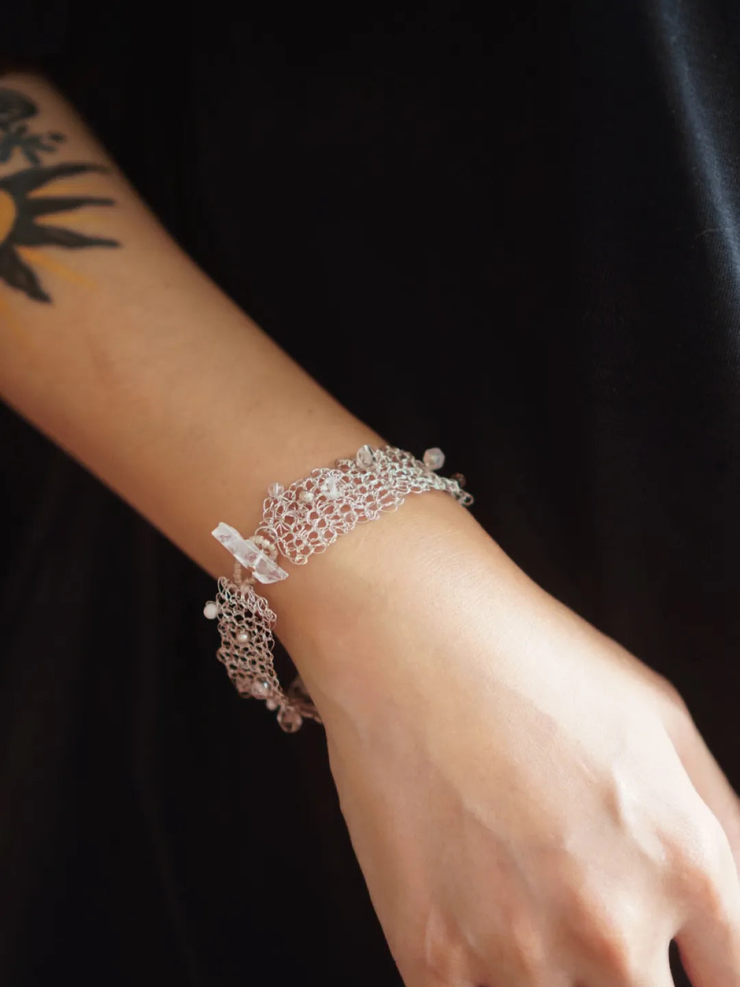 White Crystal Openwork Bracelet | GL30LC - Lumivault