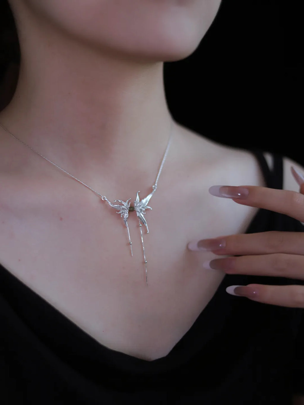 Bamboo Flower Sterling Silver Collarbone Necklace | US1024ZT