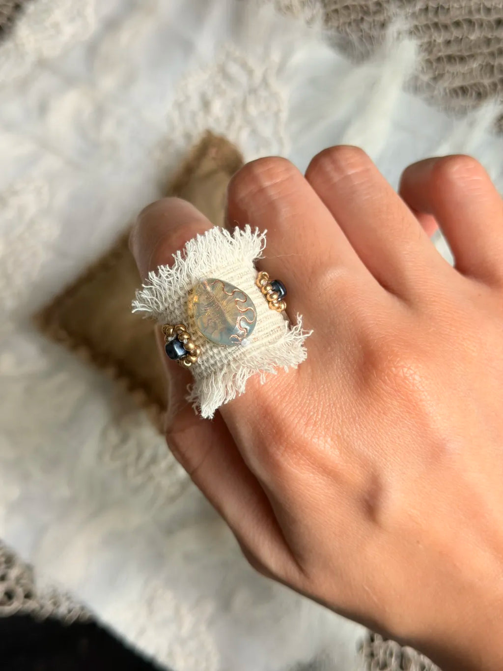 Vintage French Lace Textile Ring No. 6 | GL50LU - Lumivault