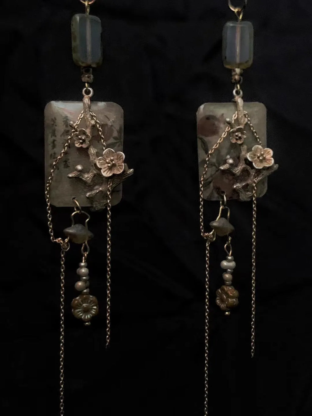 Cold Plum Silver-Plated Copper Earrings | GL13FW - Lumivault