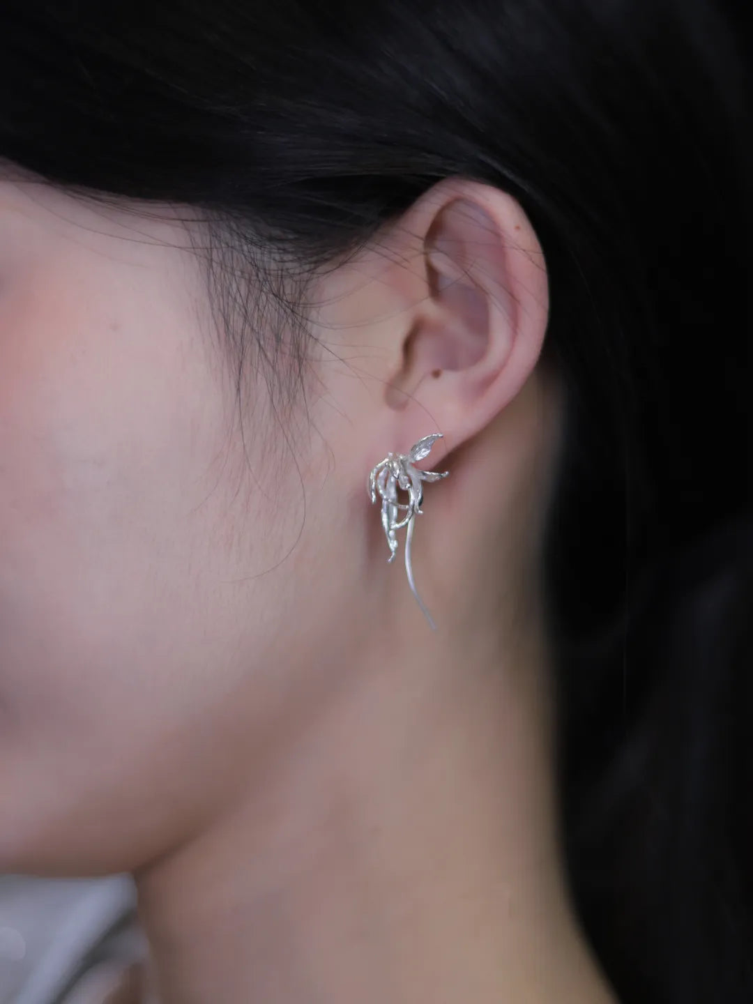 Drooping Hibiscus Sterling Silver Earrings | US1027BU