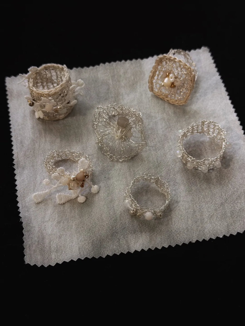 Openwork Silk and Silver Wire Ring | GL10CL - Lumivault