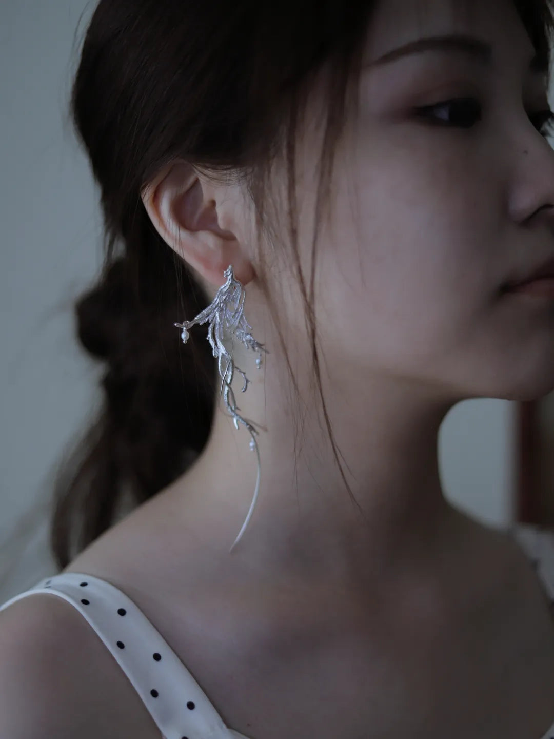 Luan Bird Long Sterling Silver Earrings | US1003IQ