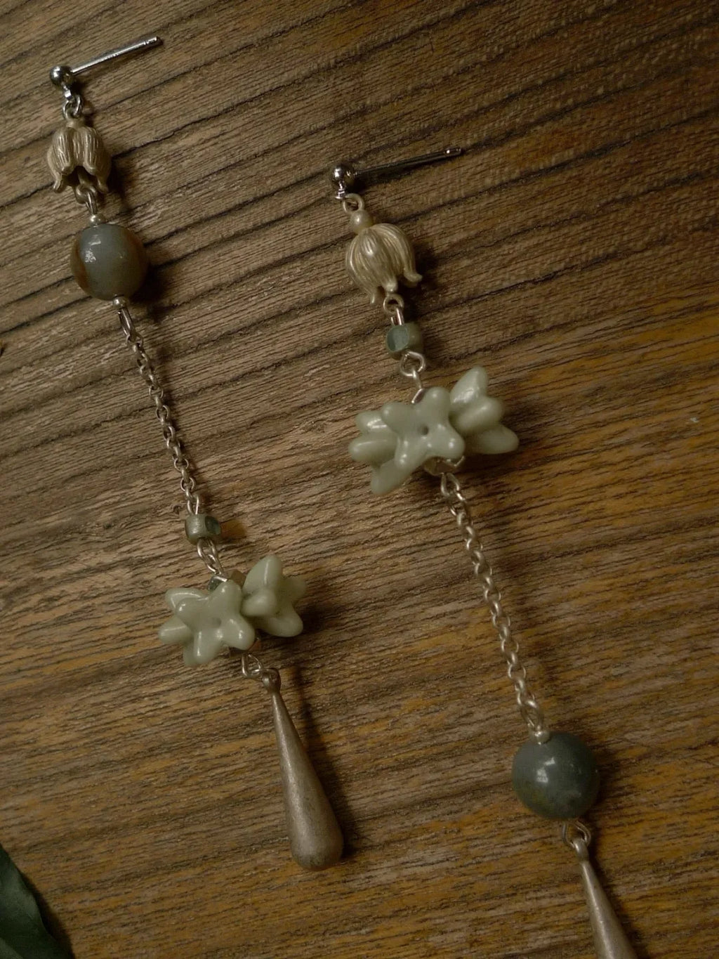 Silver Dew Spring Branch Tassel Earrings | GL32DB - Lumivault