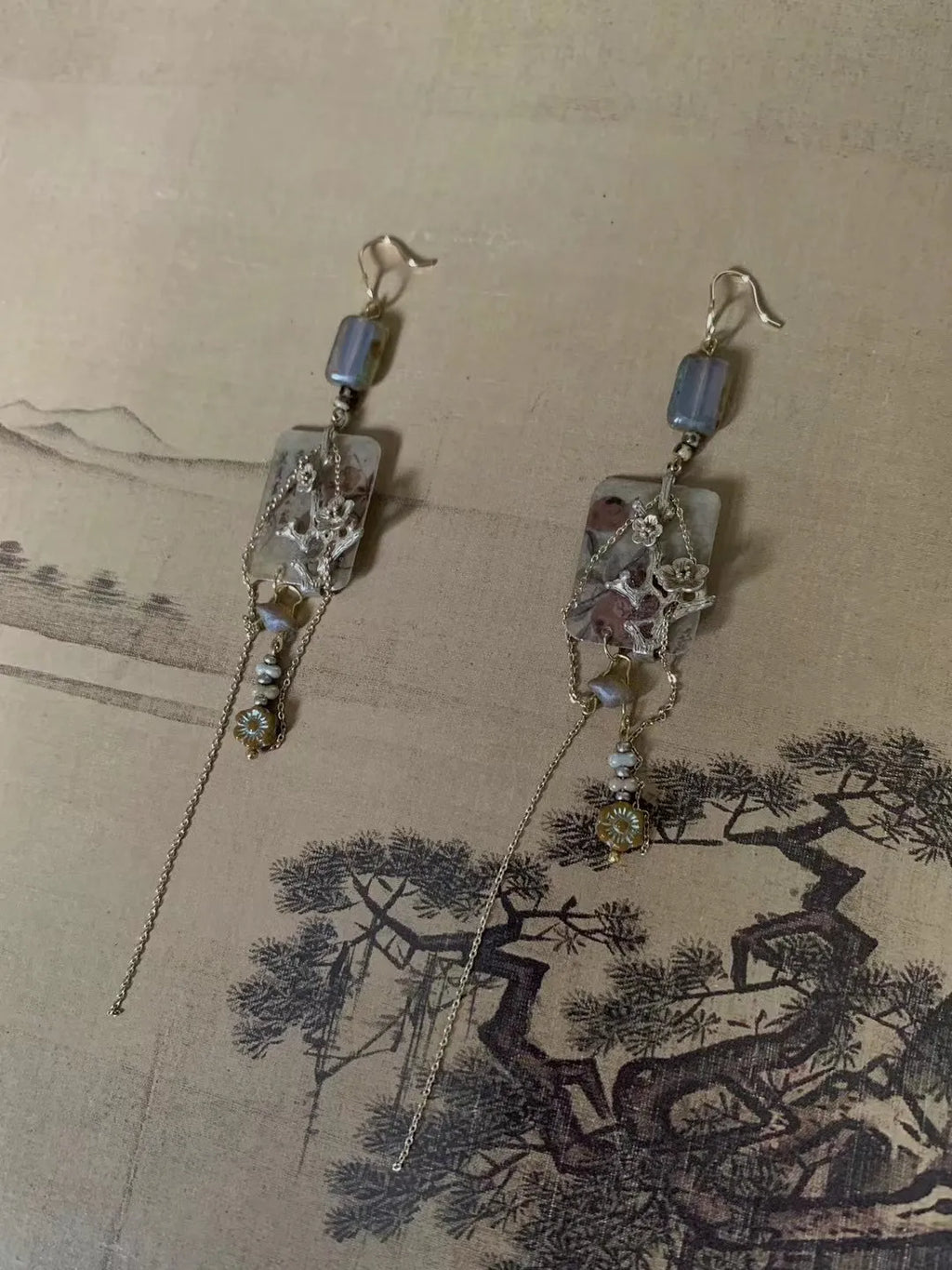 Cold Plum Silver-Plated Copper Earrings | GL13FW - Lumivault