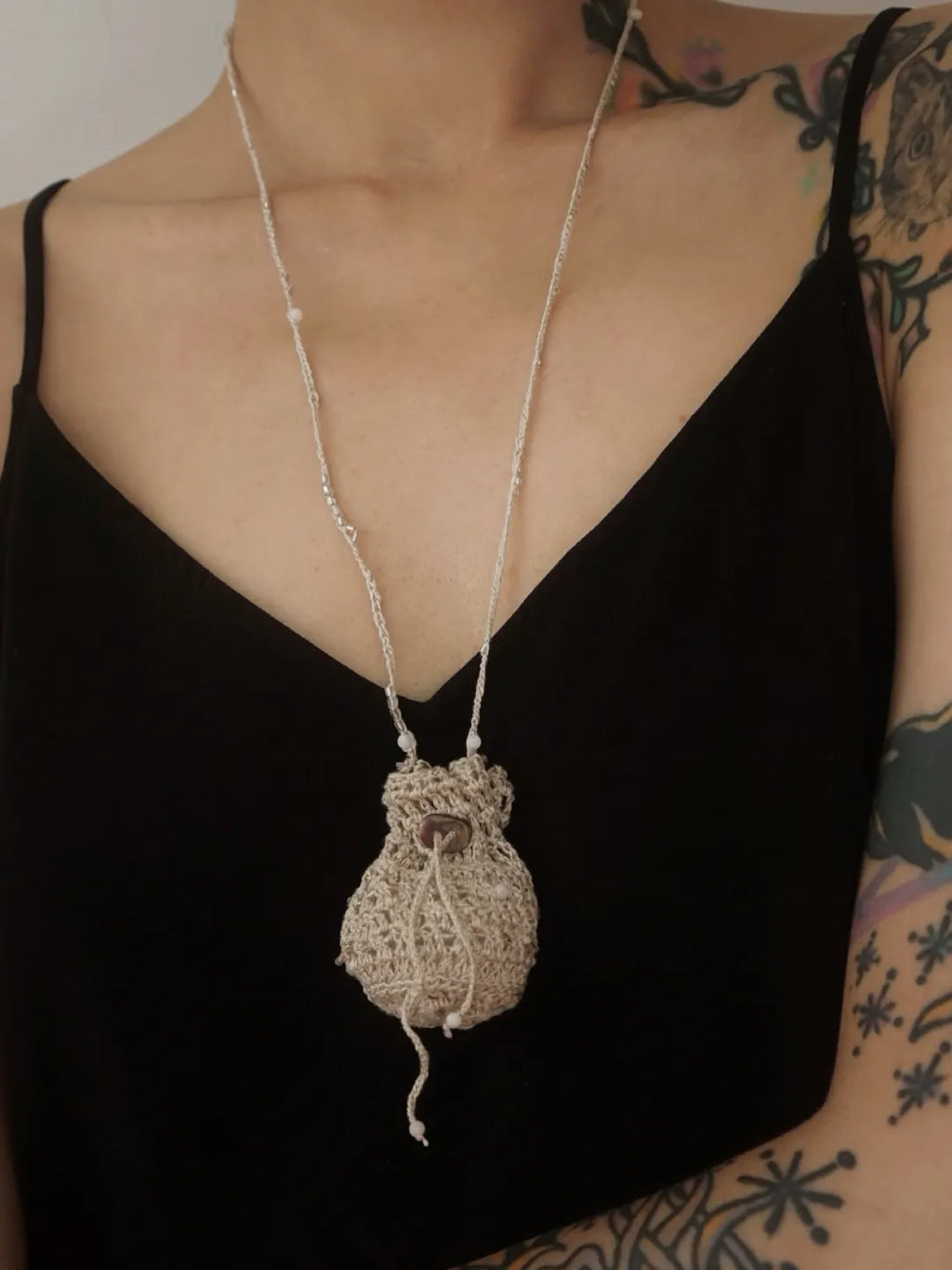 Su Nang Hemp Beaded Pouch Necklace | GL14DT - Lumivault