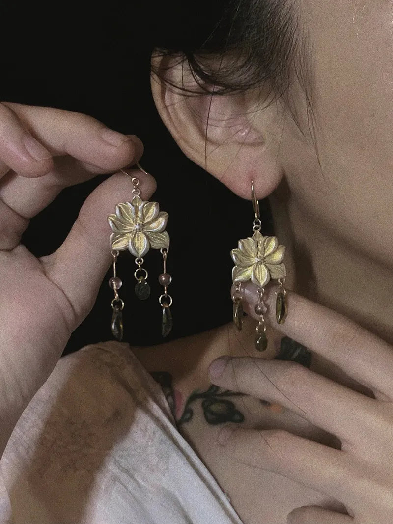 Female Flower Silver-Plated Copper Earrings | GL24JD - Lumivault