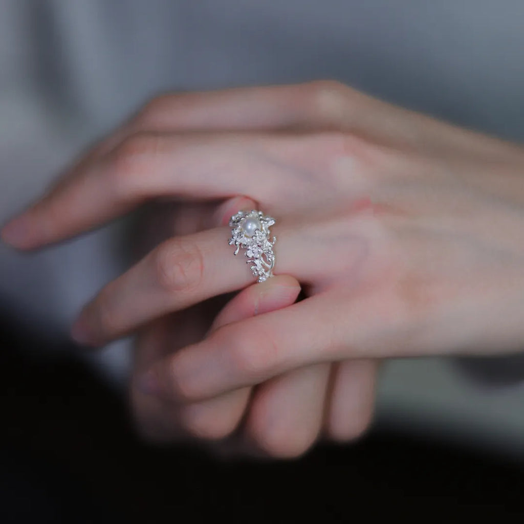 Long Cluster Flower Sterling Silver Ring | US1011DY