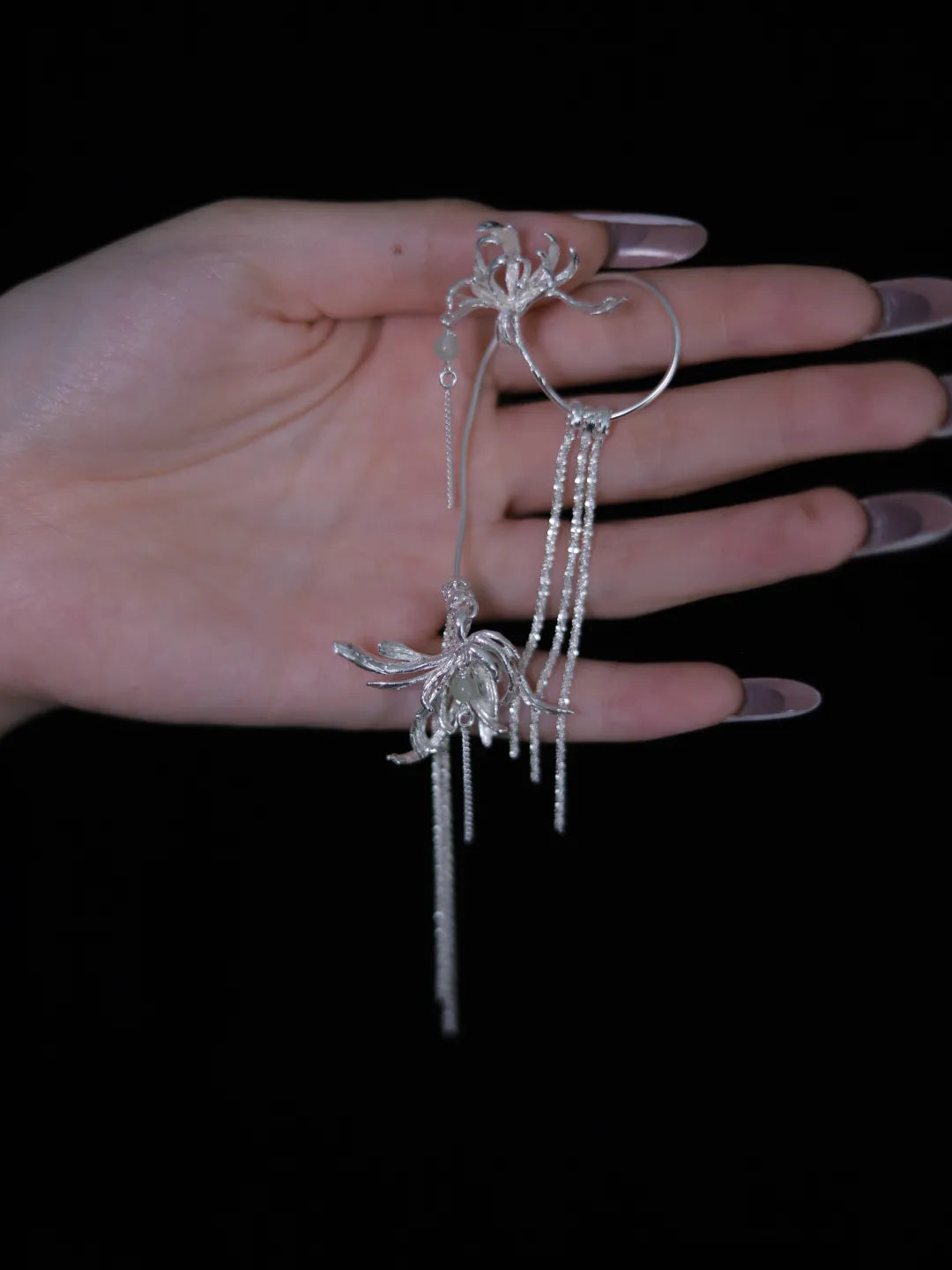 Osmanthus Chrysanthemum Sterling Silver Ear Cuff | US1022AM