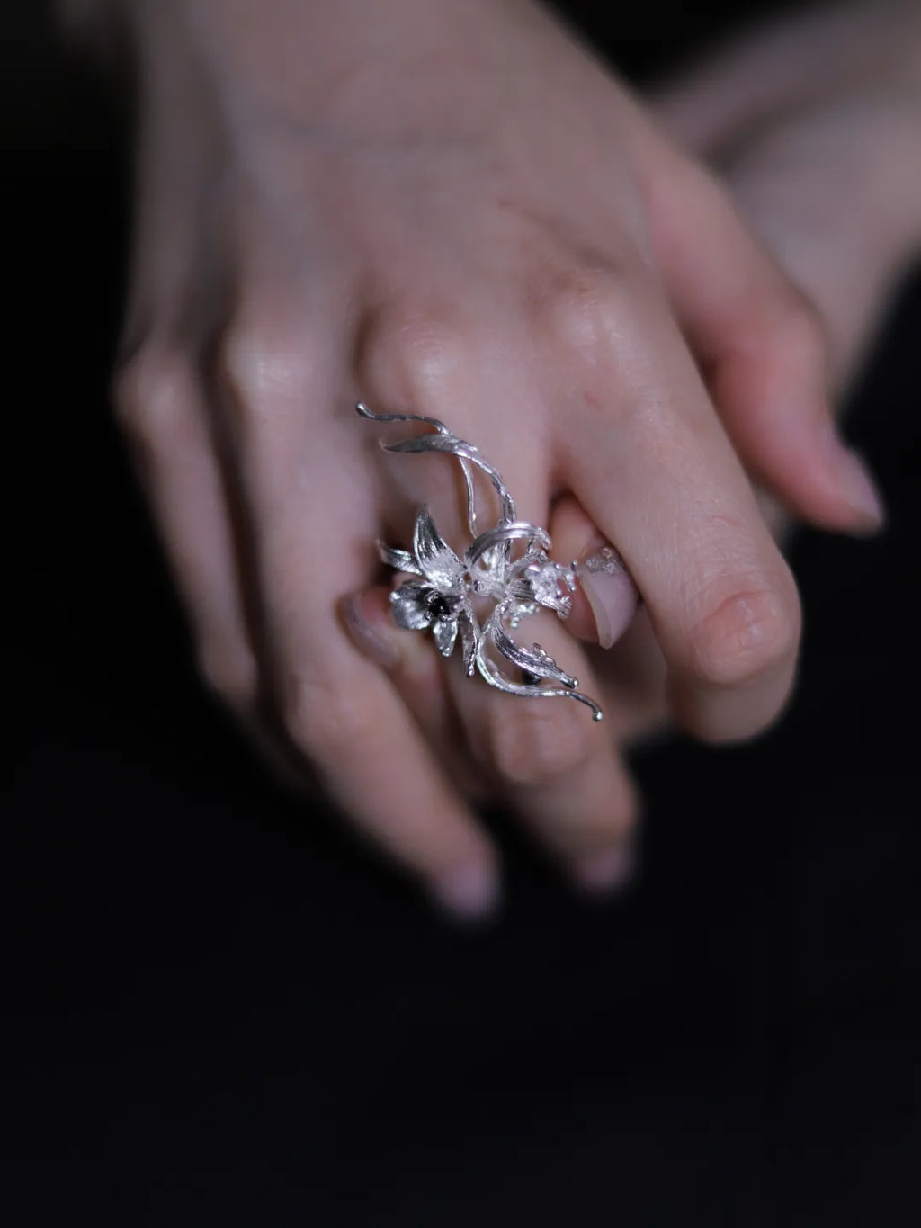 Orchid Branch Sterling Silver Ring | US1001DC