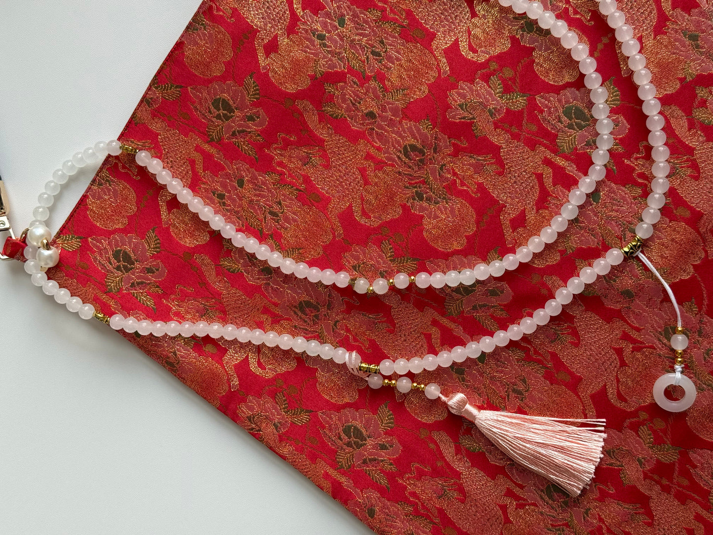 Chinoiserie Auspicious Peony Qilin Pattern Beaded Tassel Silk Bag - Lumivault