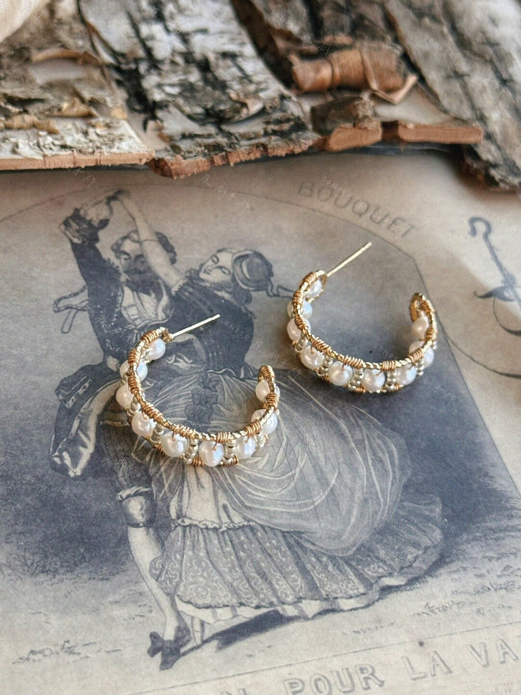 White Moonlight Pearl Earrings,Lumivault.