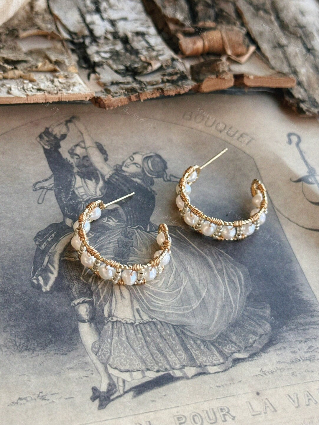 White Moonlight Pearl Earrings,Lumivault.