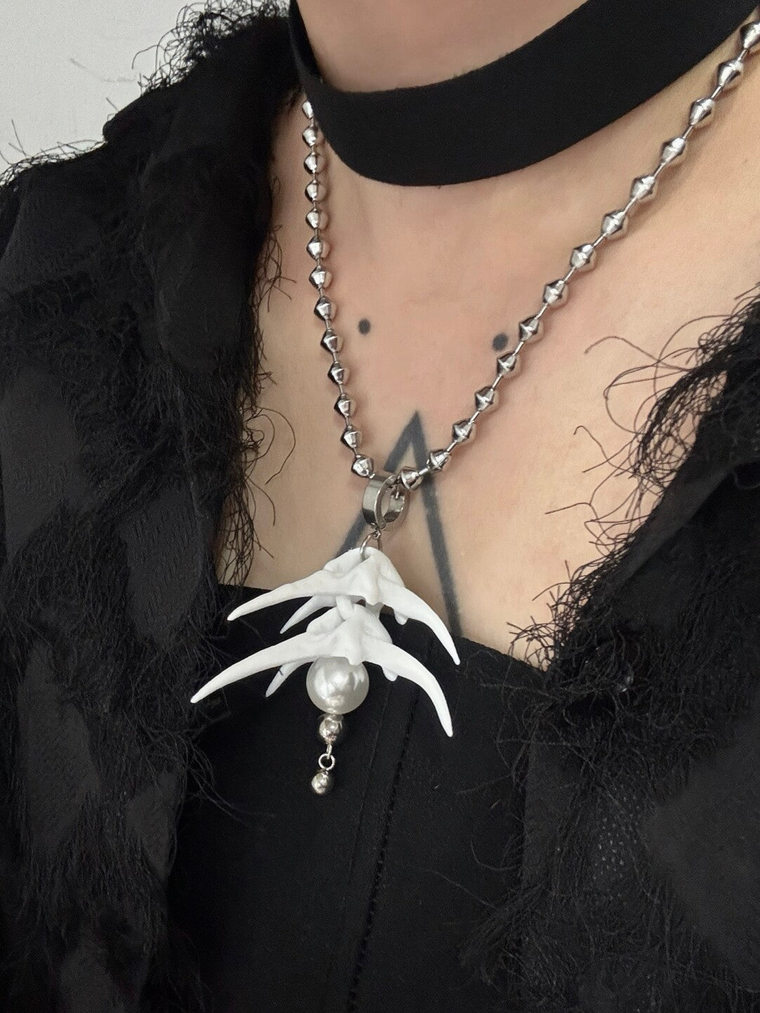 Solitaire Bloom Necklace /Earring Set