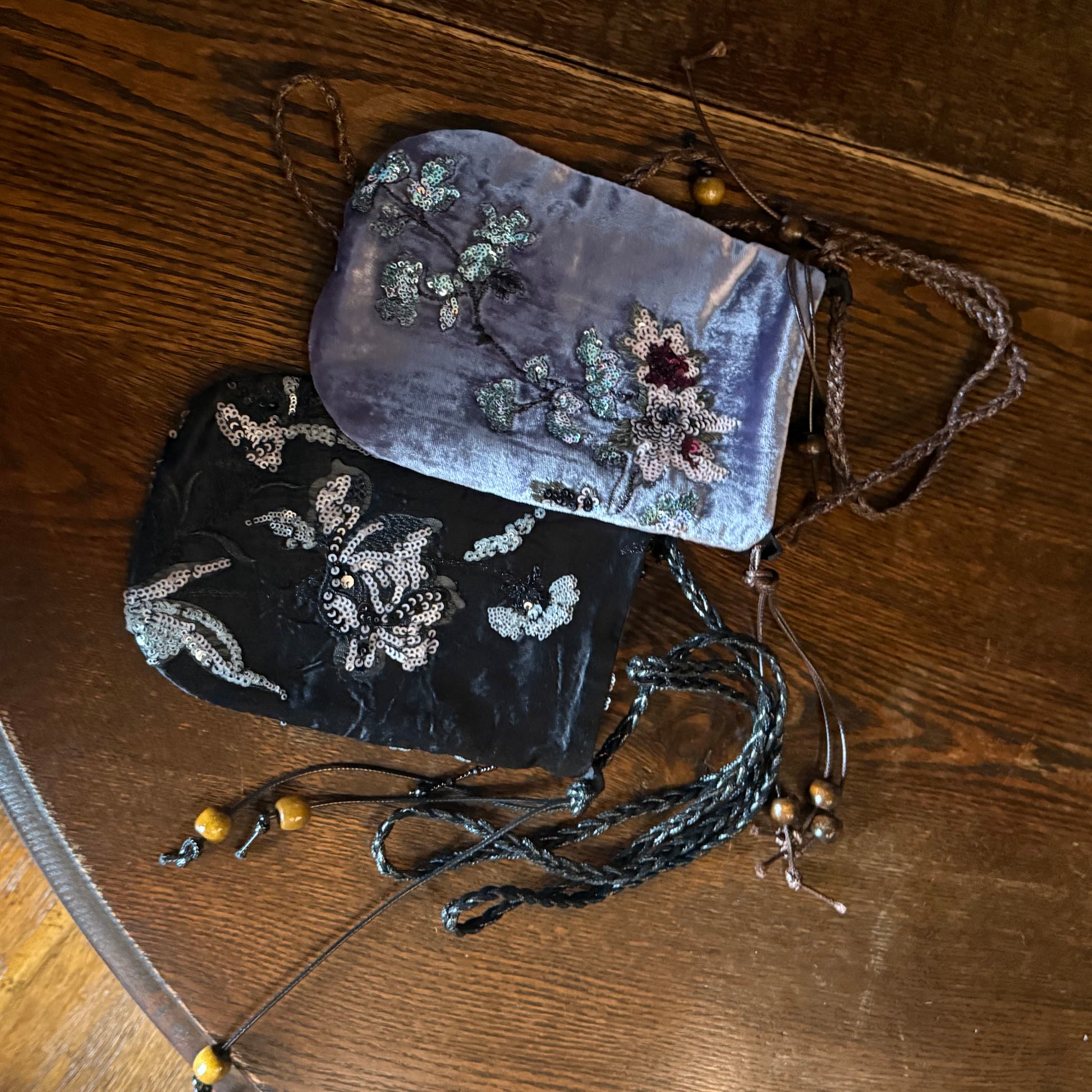 Artistic Embroidered Silk Crossbody Bag - Lumivault