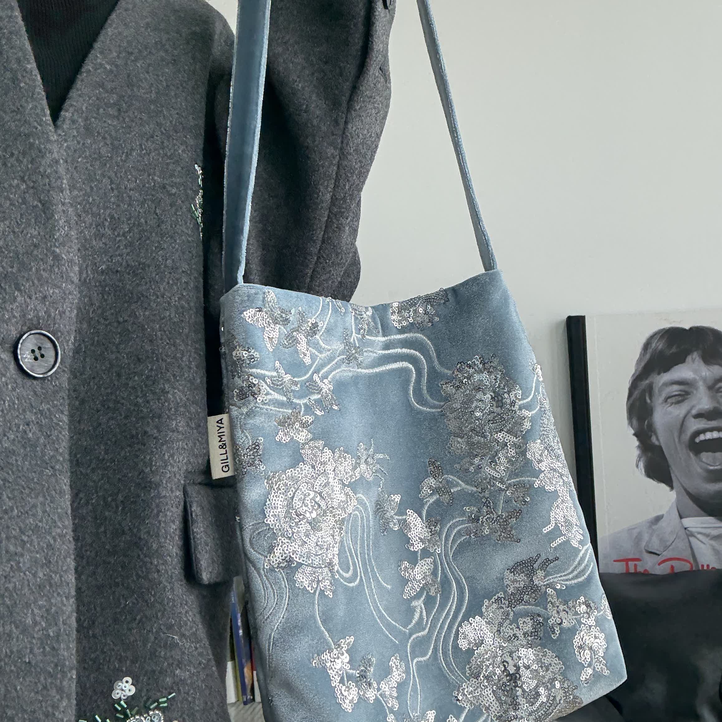 Elegant Sequin Velvet Floral Bag - Lumivault