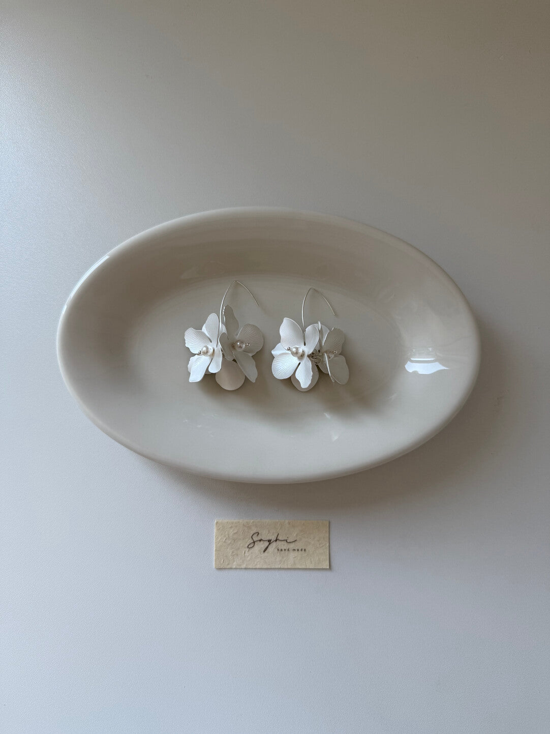 Endless Summer Silver Minimalist Earrings,Lumivault.