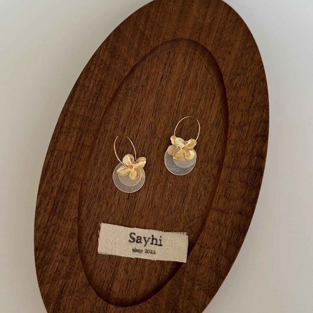 Lilac Flower Capiz Shell Earrings,Gold (Gold plated Copper),Lumivault.