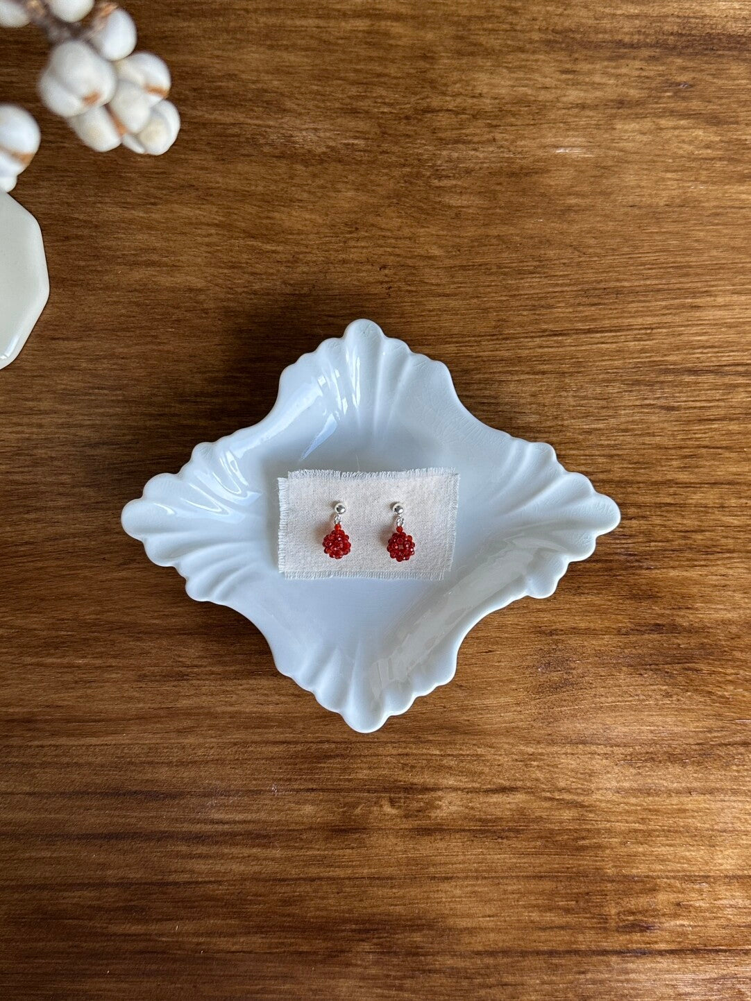 A Little Berry Beaded Earrings,Lumivault.