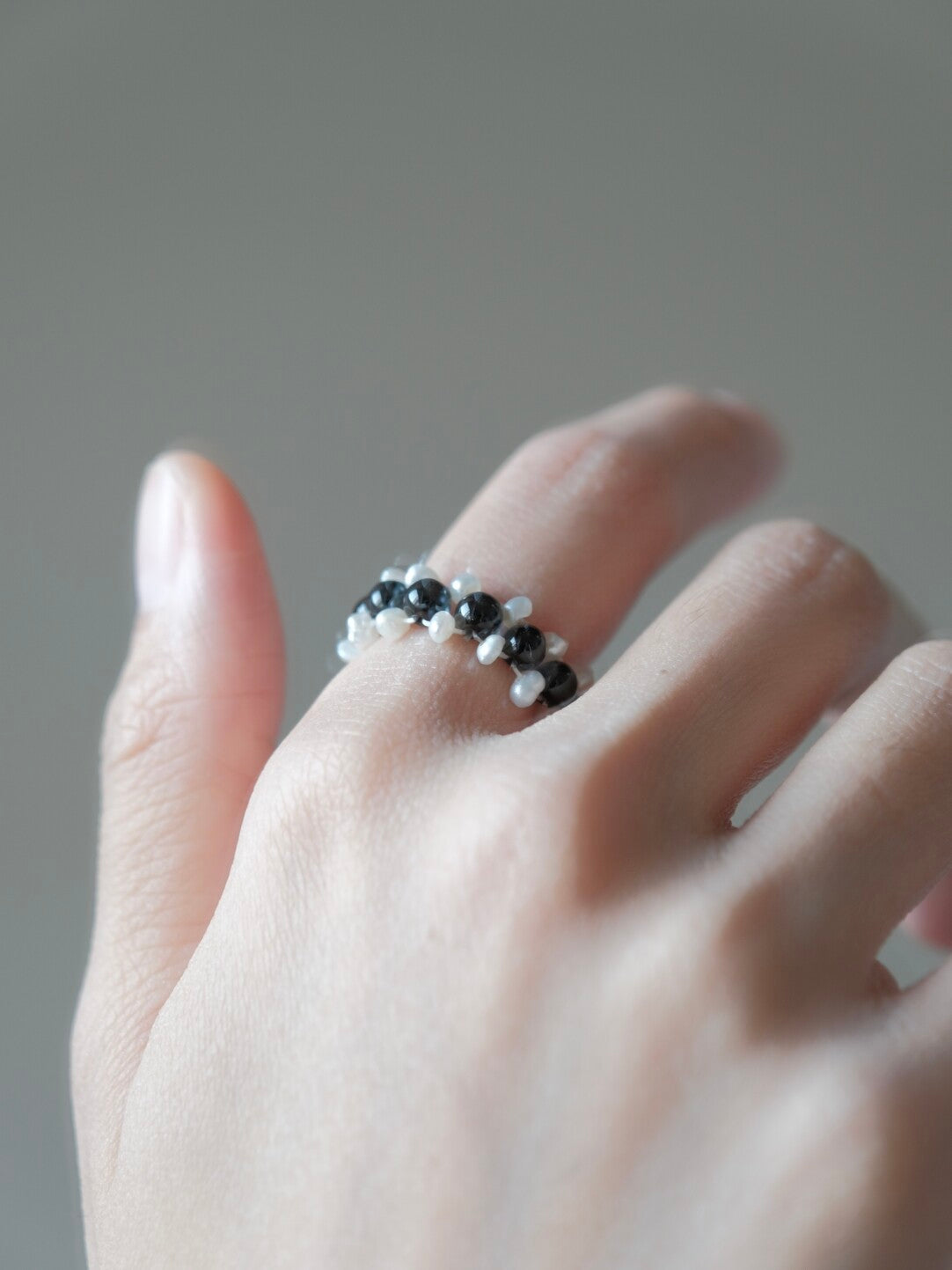 Black White Freshwater Pearl Beaded Ring,Lumivault.