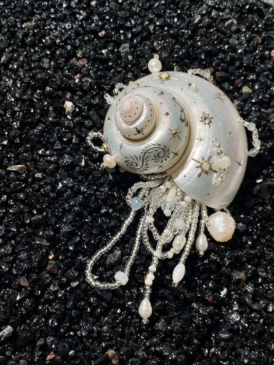 Symbiosis Conch Necklace