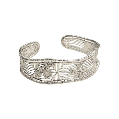 Gardenia Fiber Hollow Bracelet