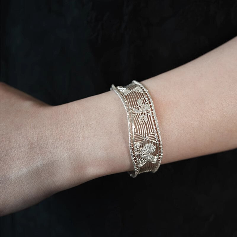 Gardenia Fiber Hollow Bracelet,Lumivault.