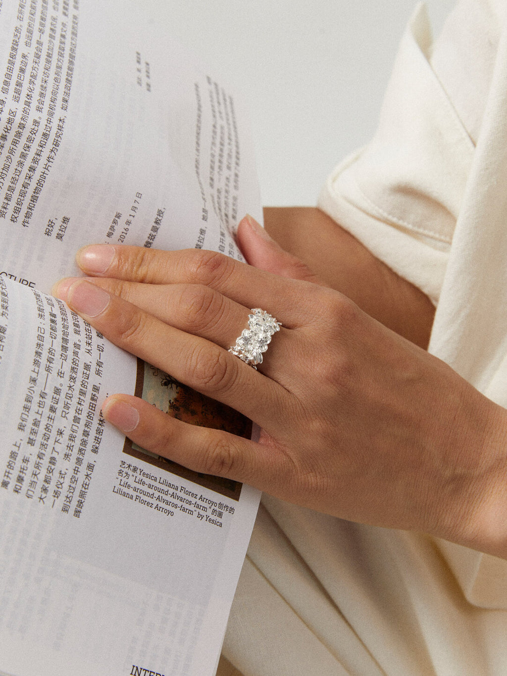 Flower Cluster Ring,Lumivault.