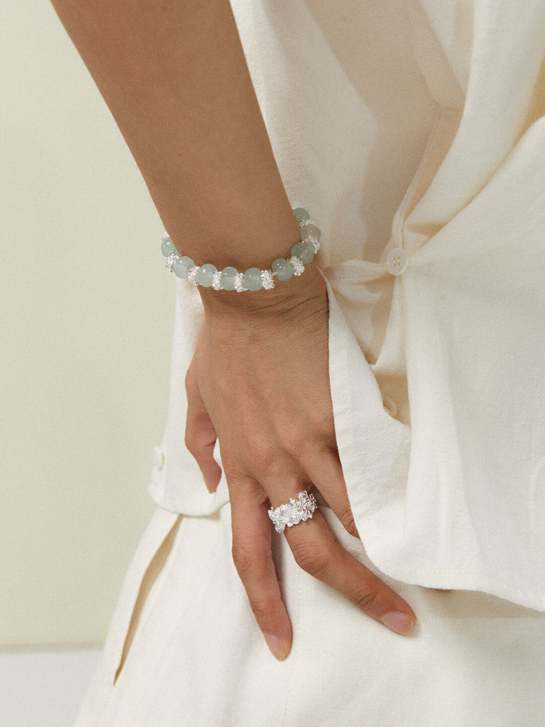 Flower Cluster Ring,Lumivault.