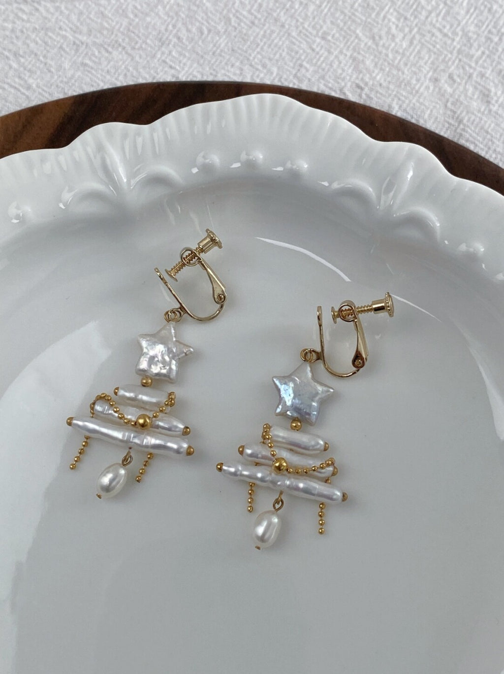 Christmas Tree Baroque Pearl Earrings,No. 2 ear clips (a pair of random),Lumivault.