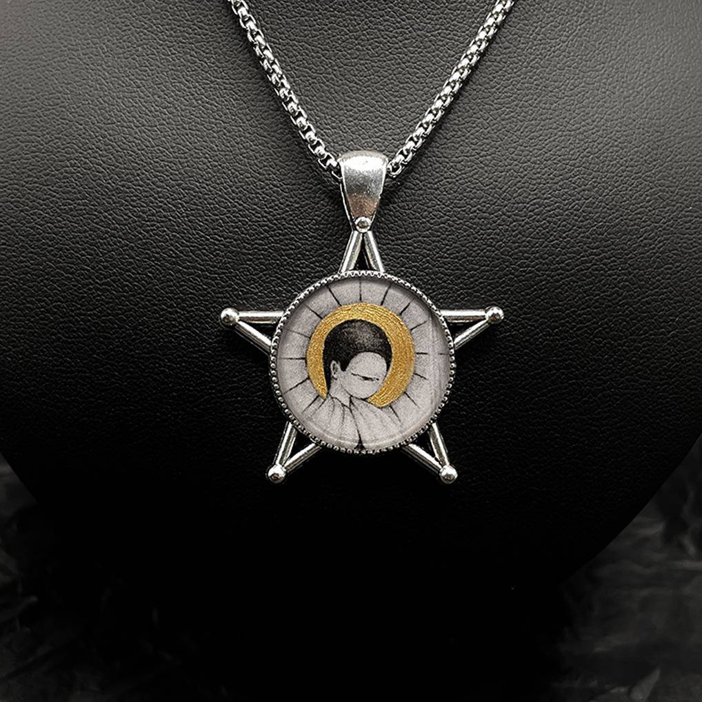 Handmade Golden Age Necklace,Judge,Lumivault.