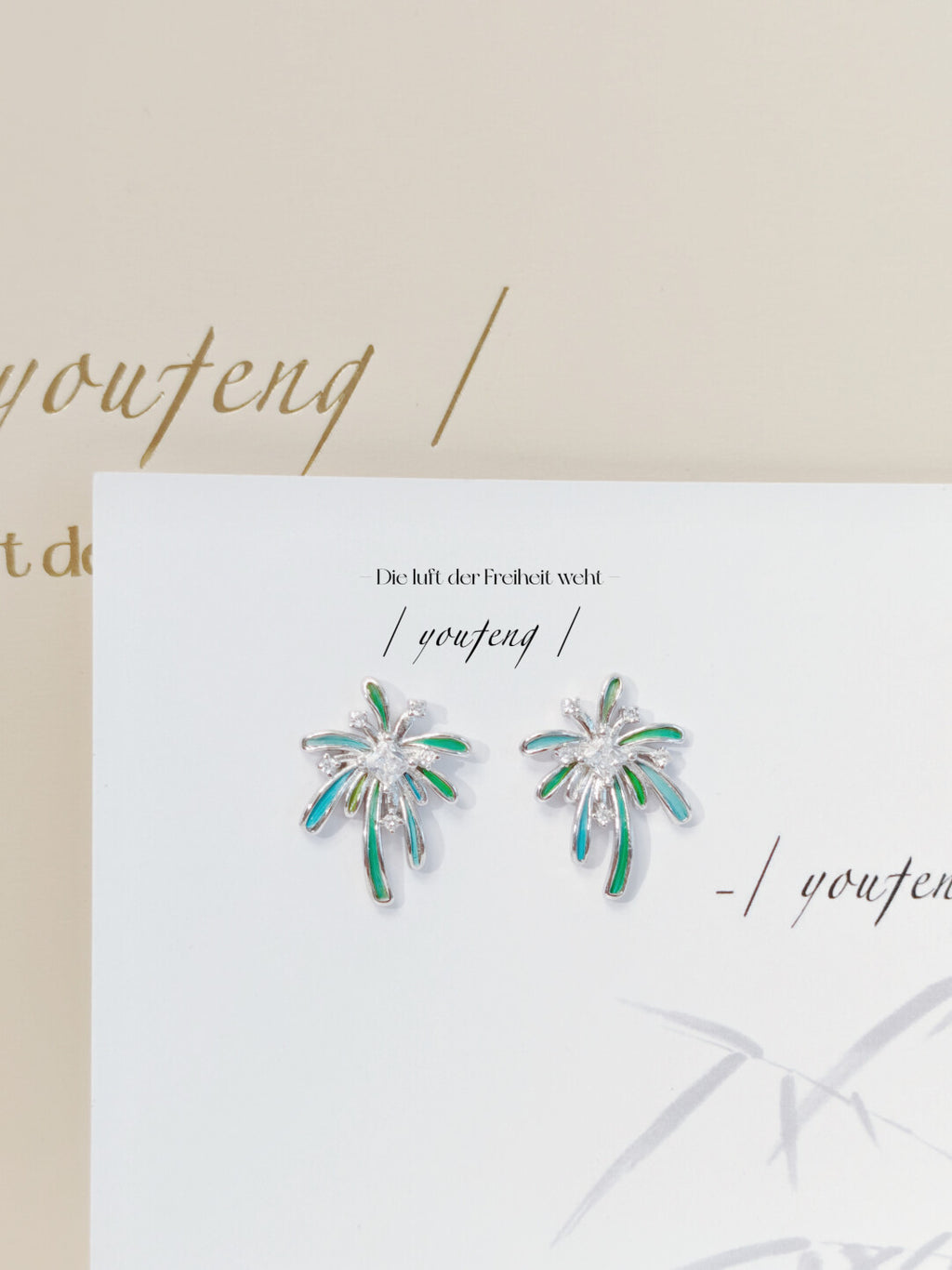 Star Falling to Earth Earrings,Lumivault.