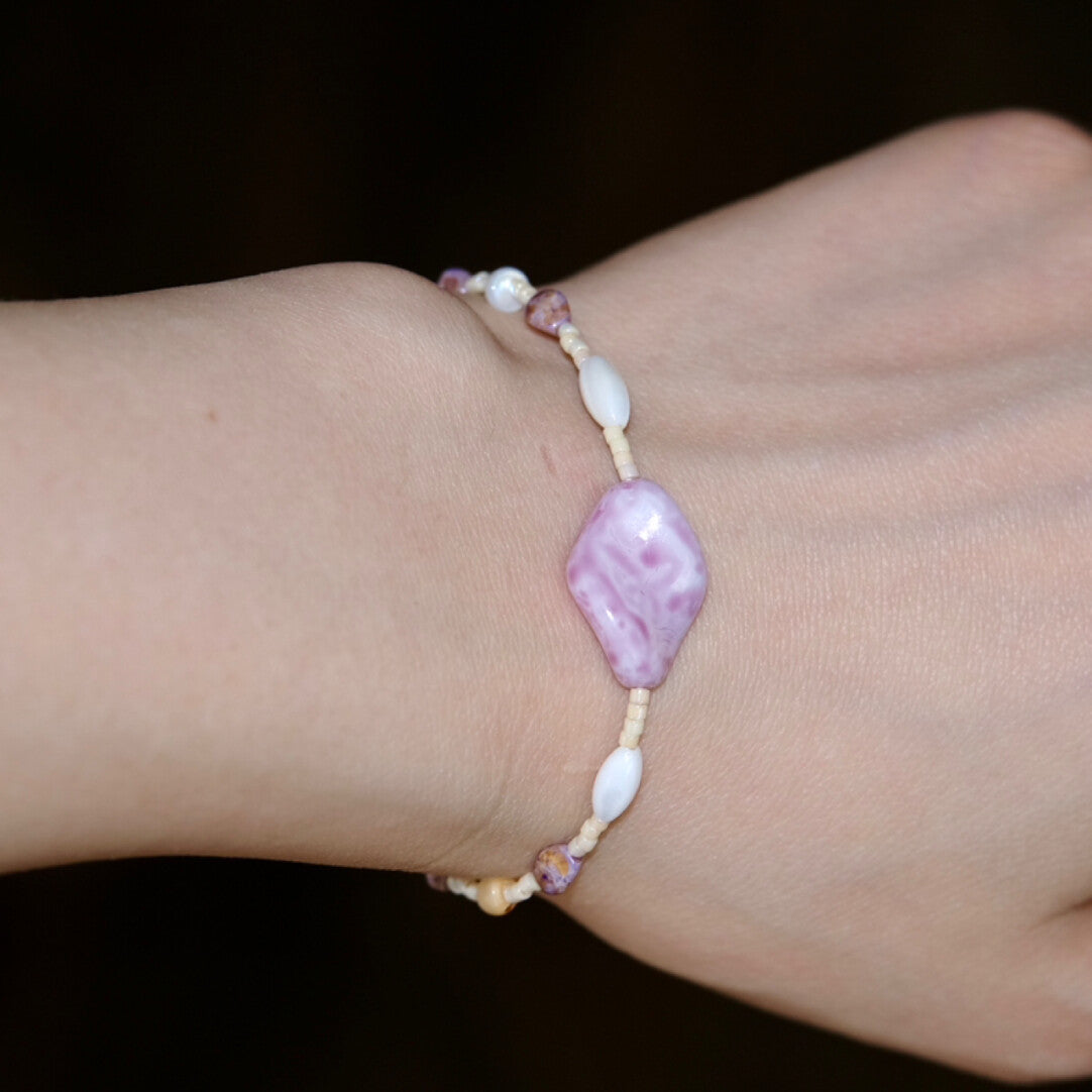 One Bracelet,4 / Please note your wrist size when placing orders.,Lumivault.
