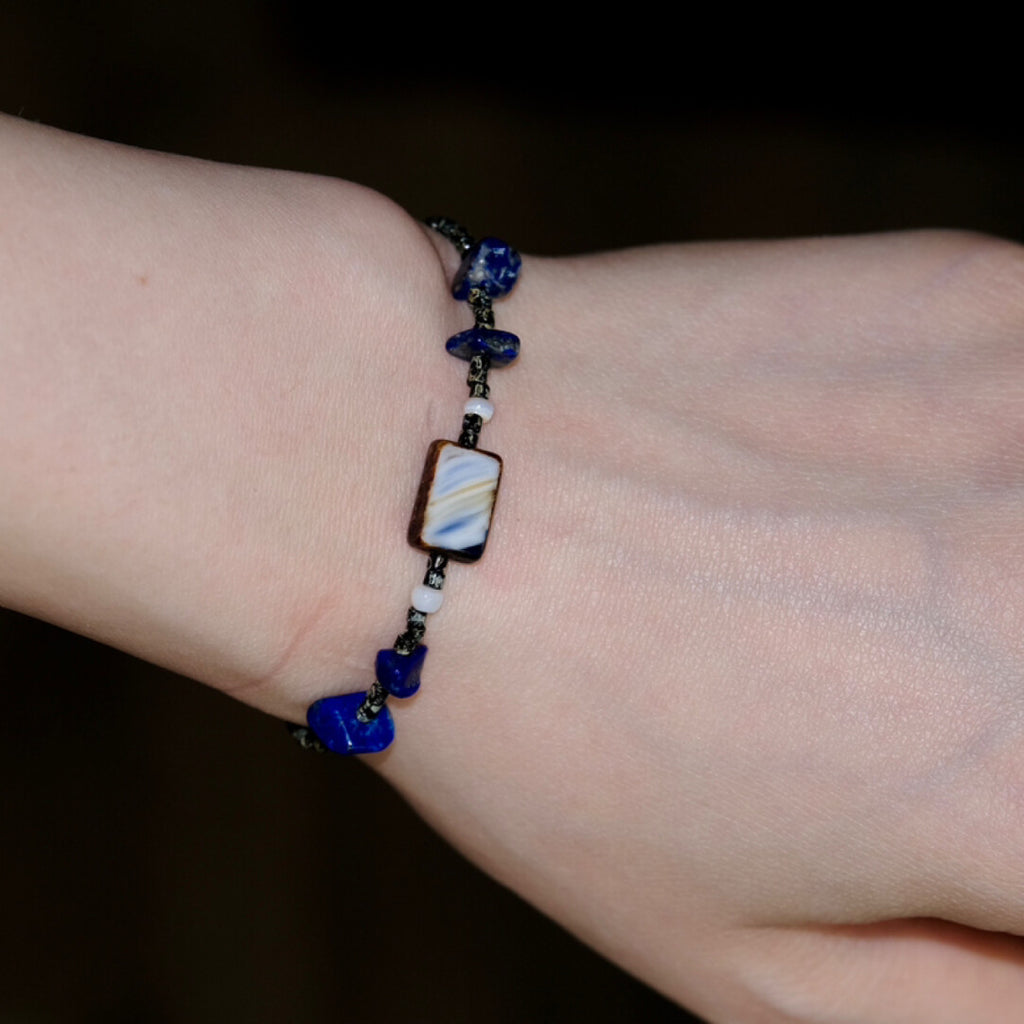 One Bracelet,6 / Please note your wrist size when placing orders.,Lumivault.